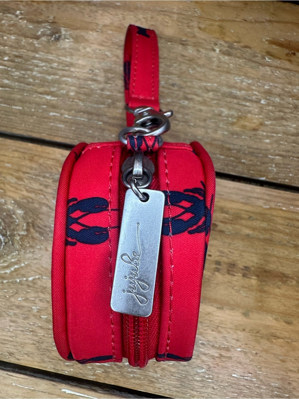 Ju-Ju-Be Red with Navy Lobster Printed Carrying Case - Picture 6 of 7